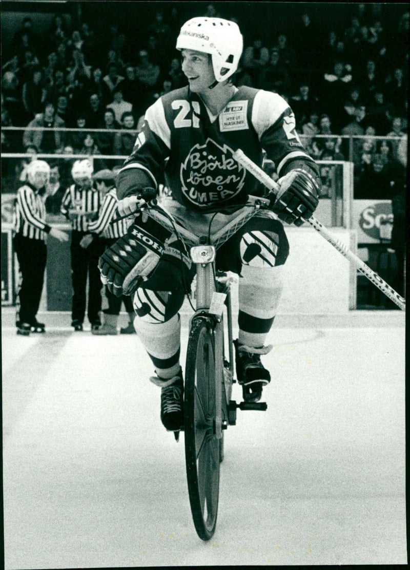 Lars-Gunnar Pettersson, ishockey Björklöven - Vintage Photograph