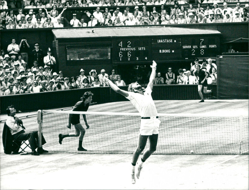Björn Borg wins Wimbledon 1976 - Vintage Photograph