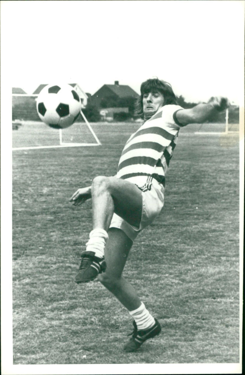 Stan Bowles - Vintage Photograph