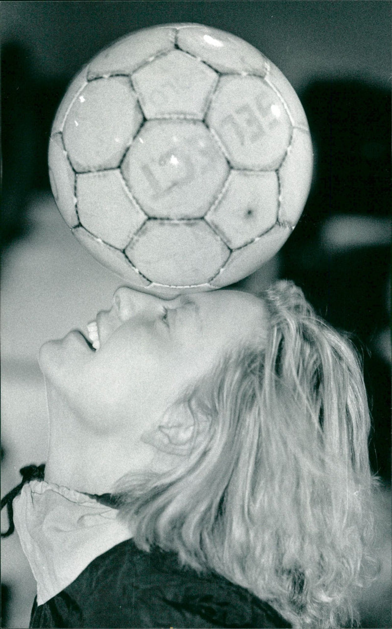 Carola Sundström, fotboll Umeå IK, UIK - Vintage Photograph