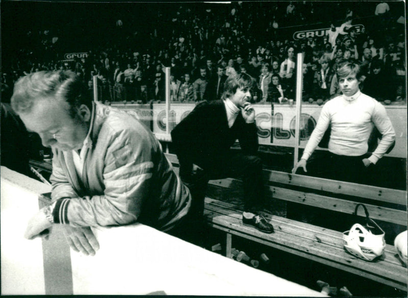 Kjell Johansson, Claes-Håkan Edlund och Hans Lindberg efter Björklövens förlust mot AIK - Vintage Photograph