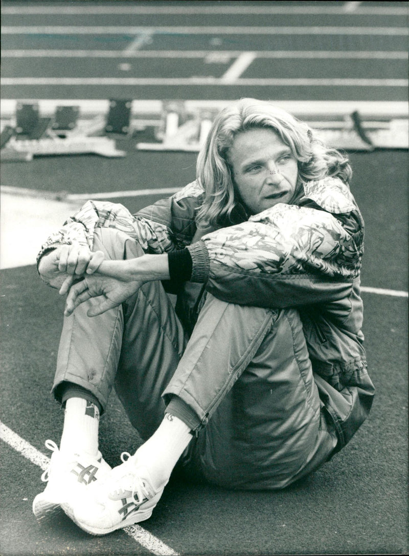 Höjdhopparen Patrik Sjöberg 1992 - Vintage Photograph