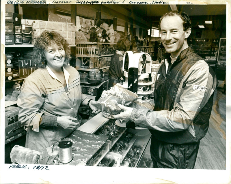 Ingemar Stenmark trades Christmas presents in Madonna di Campiglio - Vintage Photograph