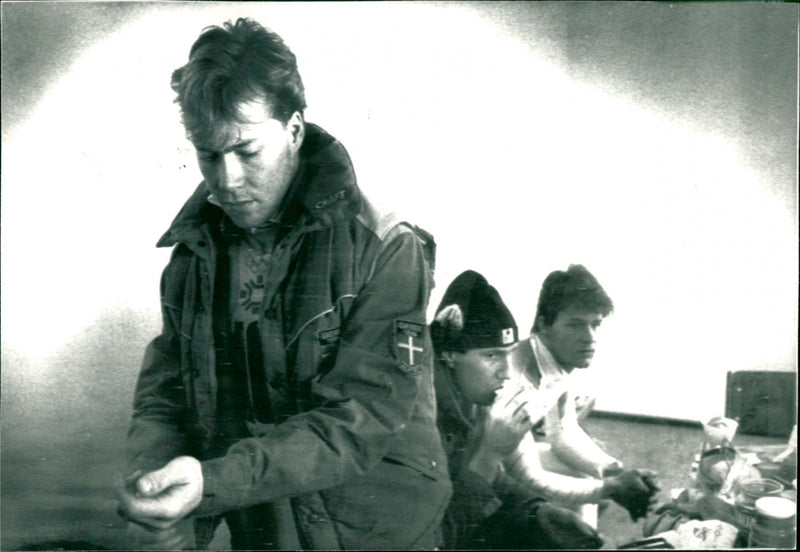 Olympic Games in Sarajevo. Jörgen Sundqvist, Johan Wallner and Ulf Emilsson (coach) - Vintage Photograph