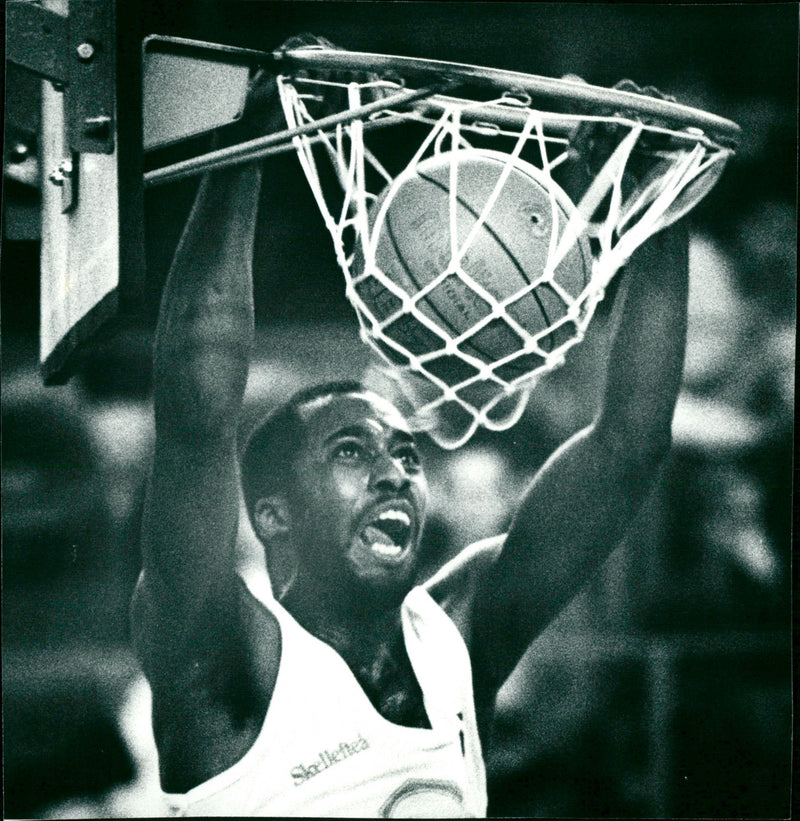 Ike Persson, basketball KFUM Skellefteå - Vintage Photograph