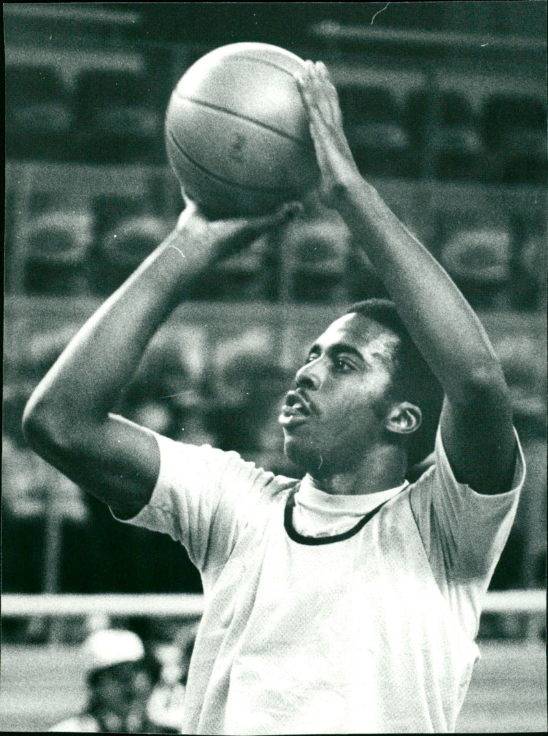 Ike Persson, basketball Skellefteå - Vintage Photograph