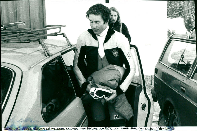 Ingemar Stenmark packs the car and goes on to Schnalstal - Vintage Photograph