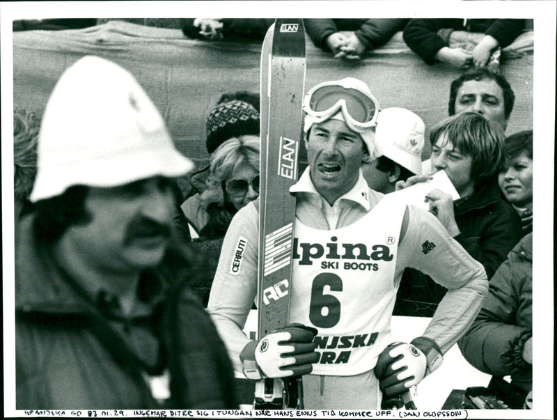 Ingemar Stenmark bites his tongue when his time comes up - Vintage Photograph