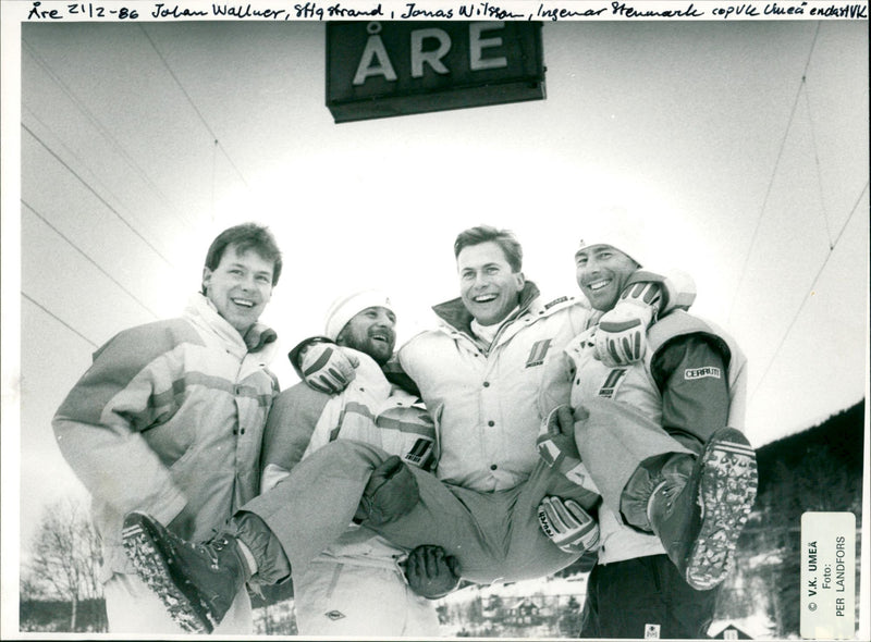 ALPINT VAREN INGEMARSTENS SHAN STRAND JONAS MANA WALLNER NILSSON - Vintage Photograph