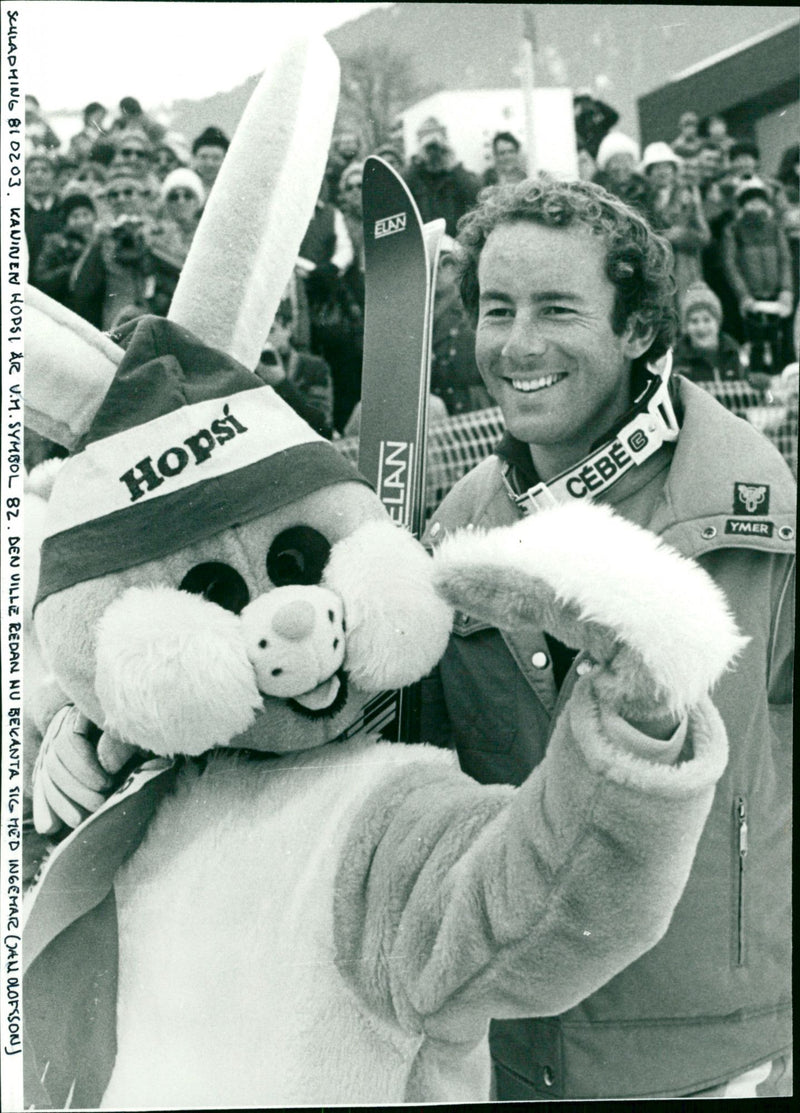 World Cup rabbit Hopsi acquainted himself with Ingemar Stenmark - Vintage Photograph