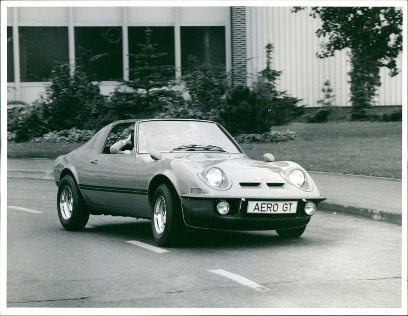 Opel Aero GT - Vintage Photograph