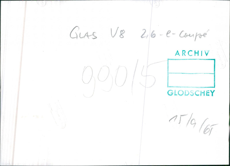 Glas V8 2.6 e-coupe - Vintage Photograph