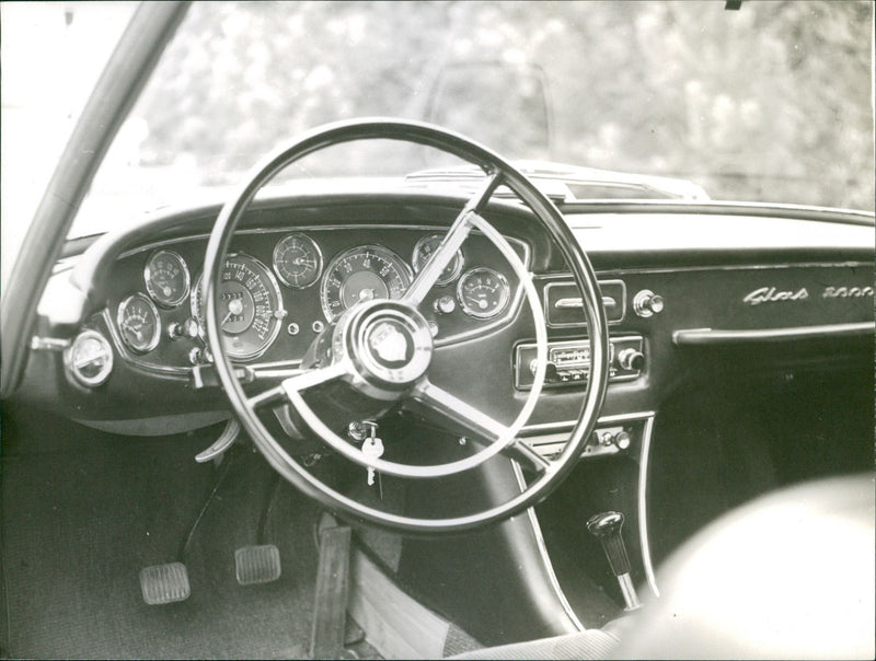 Glas V8 2.6 liter - Vintage Photograph