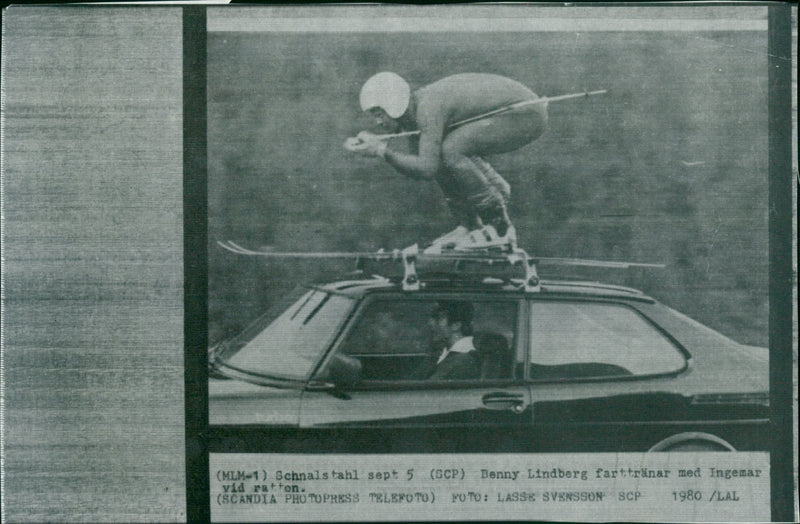 Benny Lindberg farttränar med Ingemar Stenmark vid ratten - Vintage Photograph
