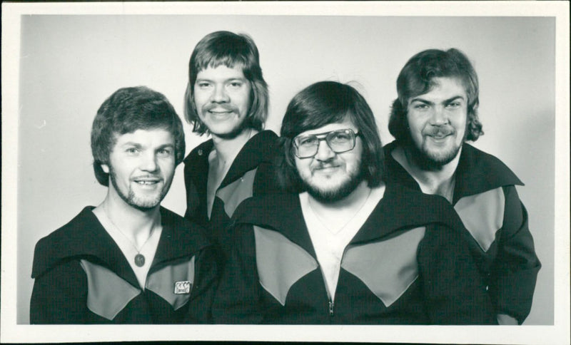 MUSIC LOCAL GROUPS ARTISTS ANDGREN CONDGRE ULOSO USER PHOTO SARKIOJA VOVARY - Vintage Photograph