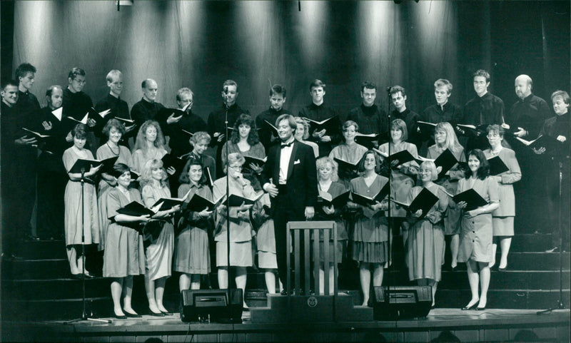 1902 MUSIC LOCAL CHOIR'S SINGING POWER HERITAGE TO SONG TERBOTT HGREN UME CHOIRS - Vintage Photograph