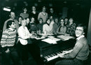 1982 MUSIC LOCAL CHOIRS PER ARCHIVE KIS NEVEA CHAMBERS PHOTO WELL OSKARSSON BELONGING - Vintage Photograph