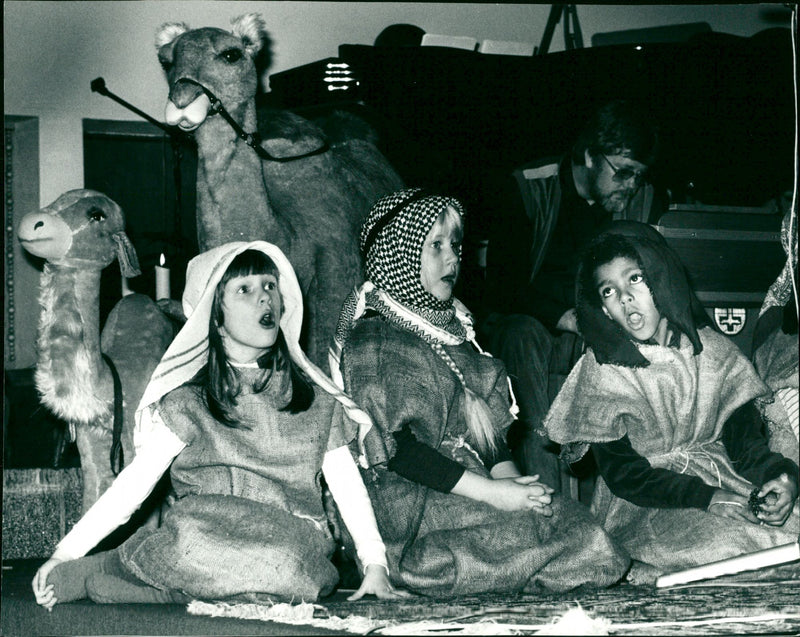 1981 RELIGION PING CONVENTION SIKAL MUSICA MUSICAL PENTECOSTAL CHURCH PIGSTAPLAN - Vintage Photograph