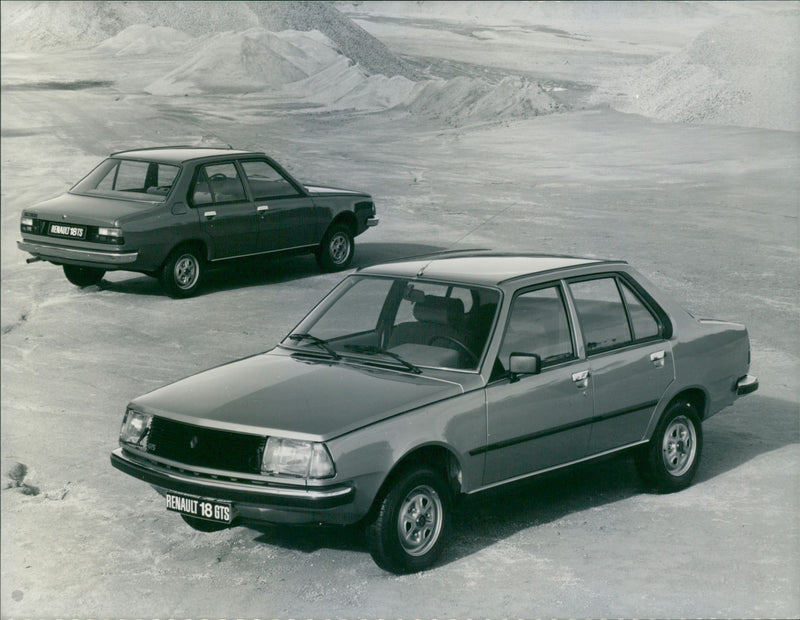 Two Renault 18 cars - Vintage Photograph