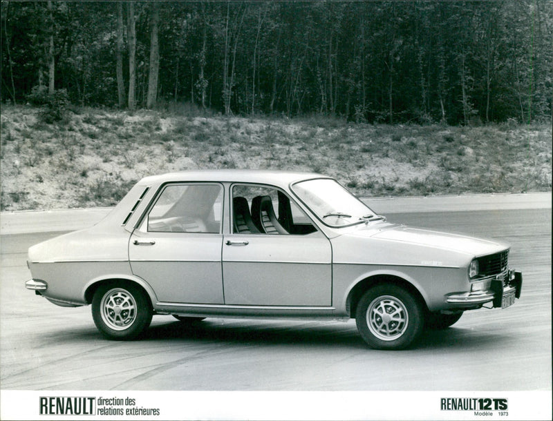 Renault 12 TS, Model 1973 - Vintage Photograph