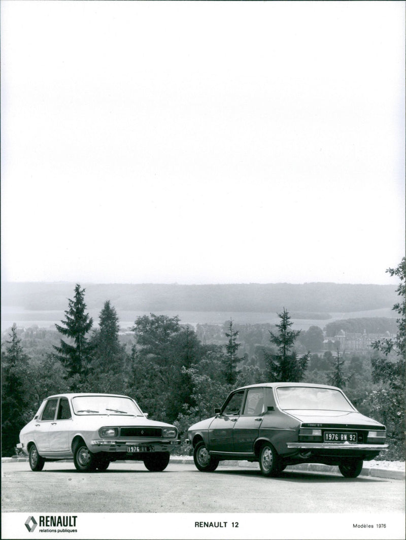 Renault 12, Model 1976 - Vintage Photograph