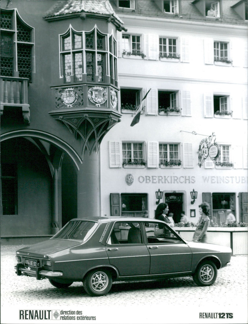 Renault 12 TS - Vintage Photograph