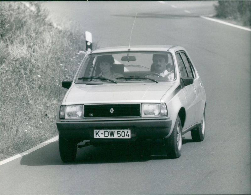 Renault 14 TS, Model 1979 - Vintage Photograph