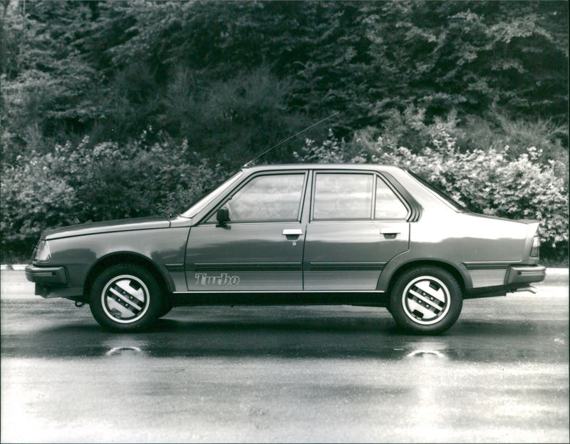 Renault 18 Turbo - Vintage Photograph