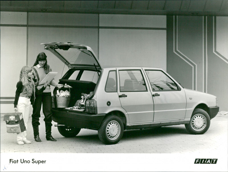 Fiat Uno Super - Vintage Photograph