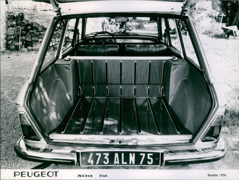 Peugeot 304 Break 1976 - Vintage Photograph