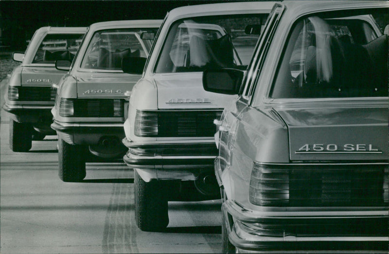 Mercedes-Benz 450 SE, 450 SEL, 450 SL and 450 SLC - Vintage Photograph