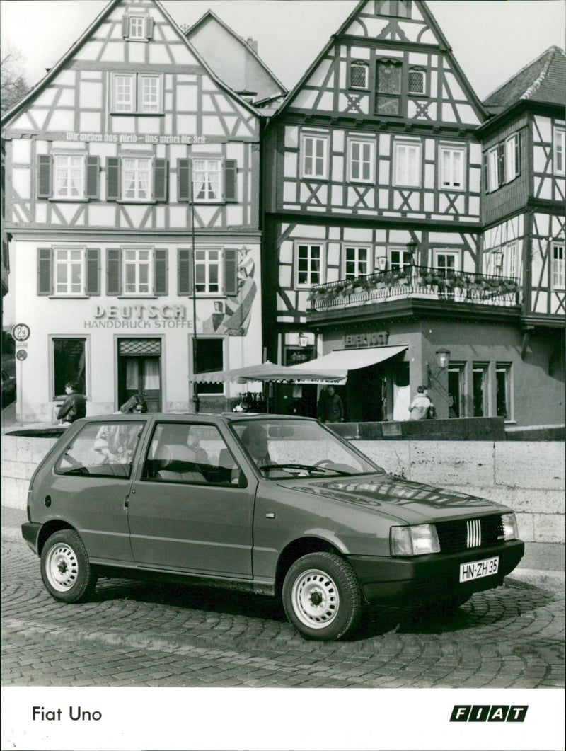 Fiat Uno Super - Vintage Photograph