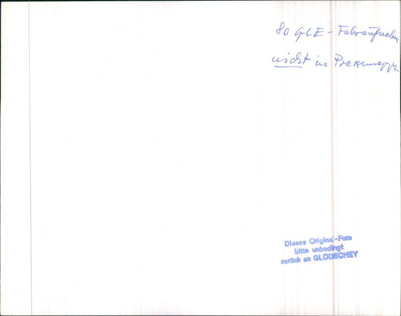 Audi 80 GLE - Vintage Photograph