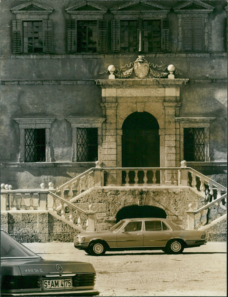 Mercedes-Benz 450 SEL and 450 SLC in Salzburg. - Vintage Photograph