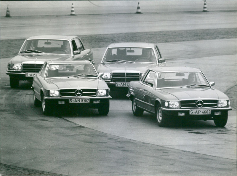 Mercedes-Benz 450 SE, 450 SEL, 450 SL and 450 SLC - Vintage Photograph