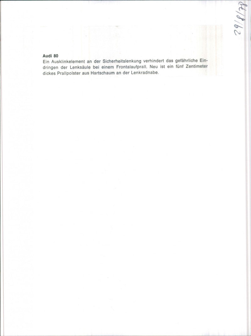 Audi 80 - Vintage Photograph