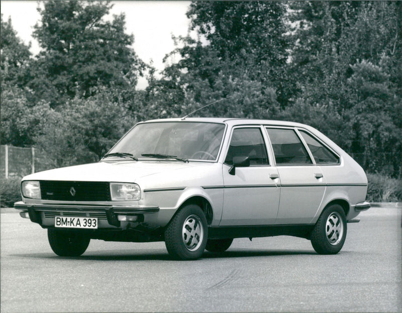 Renault 20 Diesel - Vintage Photograph