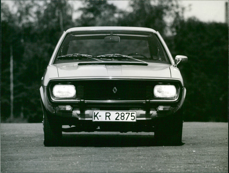 Renault 15 TL - Vintage Photograph