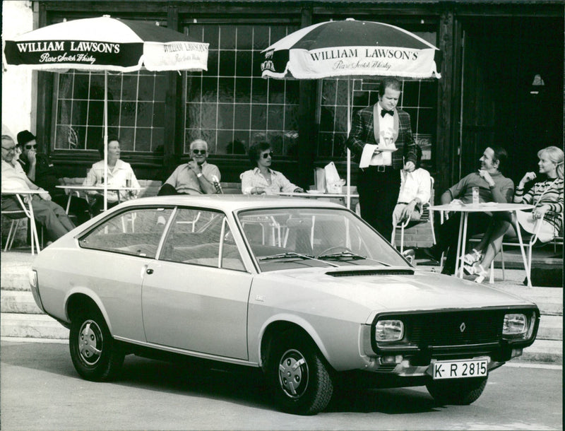 Renault 15 TL - Vintage Photograph