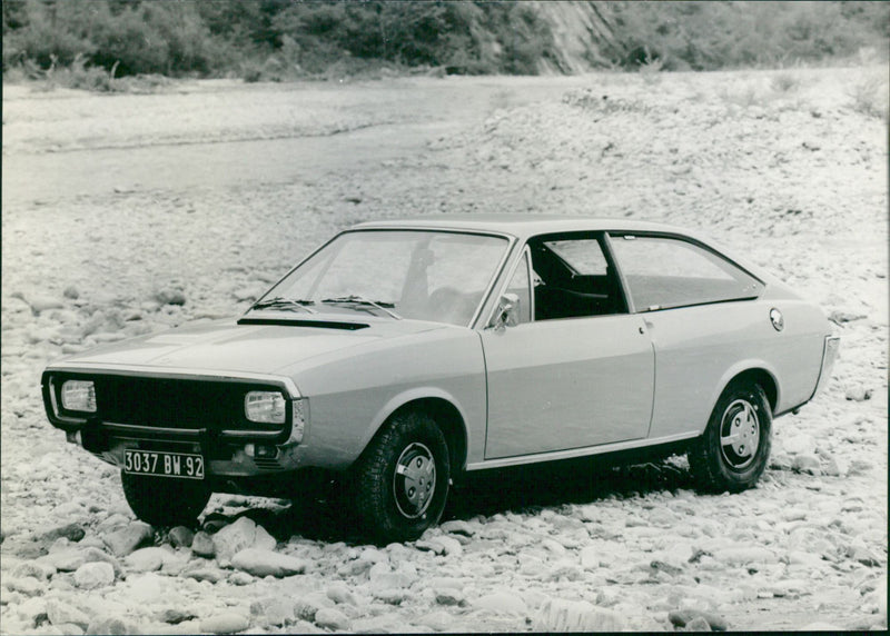 Renault 15 - Vintage Photograph