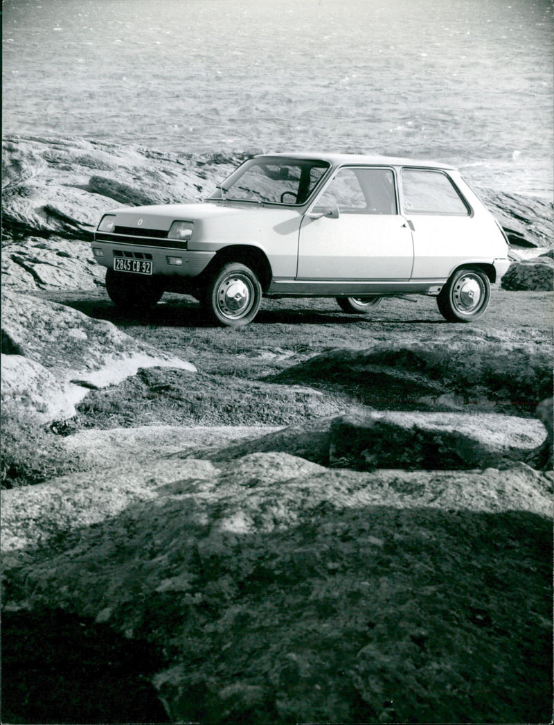 Renault 5 - Vintage Photograph