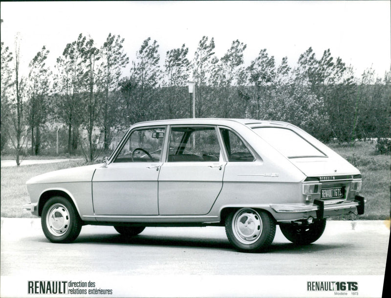 1973 Renault 16 TS - Vintage Photograph