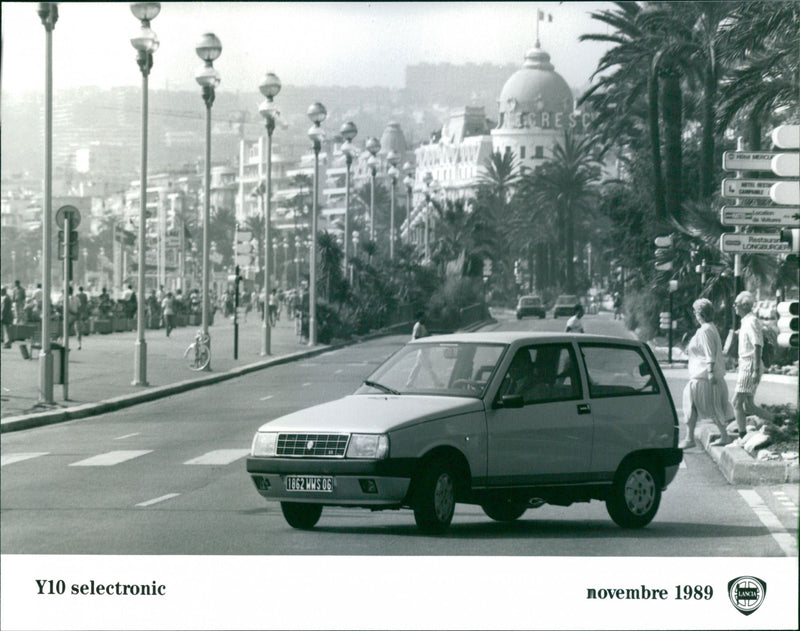 Lancia Y10 selectronic - Vintage Photograph