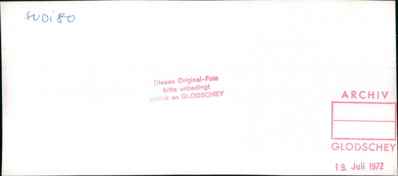 Audi 80 - Vintage Photograph