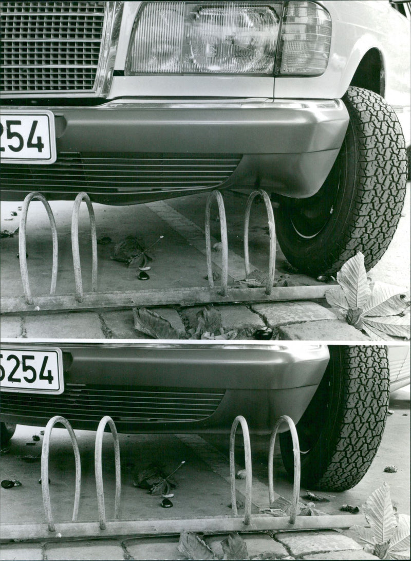 Mercedes-Benz S-Class - Vintage Photograph