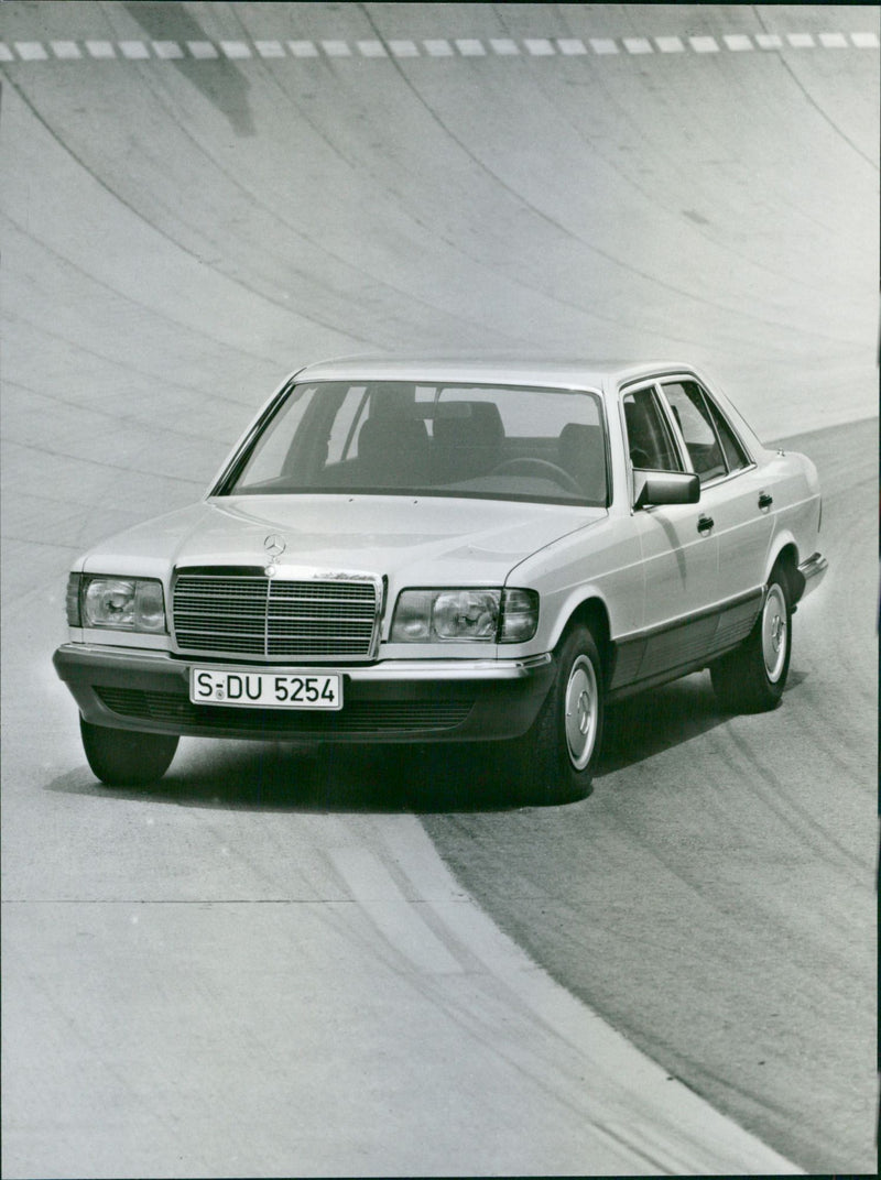 Mercedes-Benz  S-Class - Vintage Photograph
