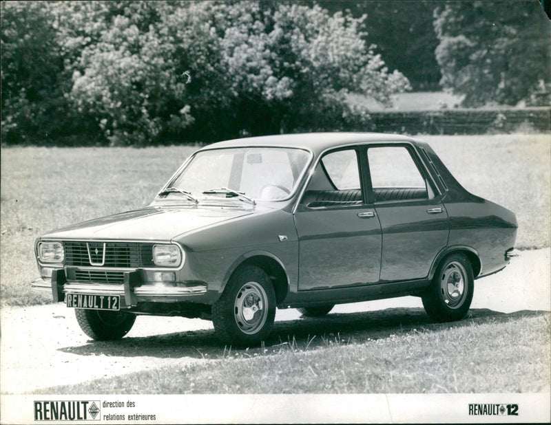 Renault 12 - Vintage Photograph