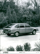 1976 Renault 30 TS - Vintage Photograph