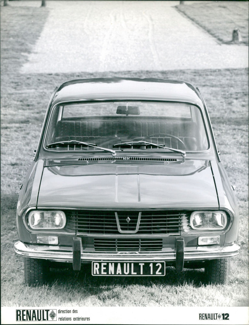 Renault 12 - Vintage Photograph