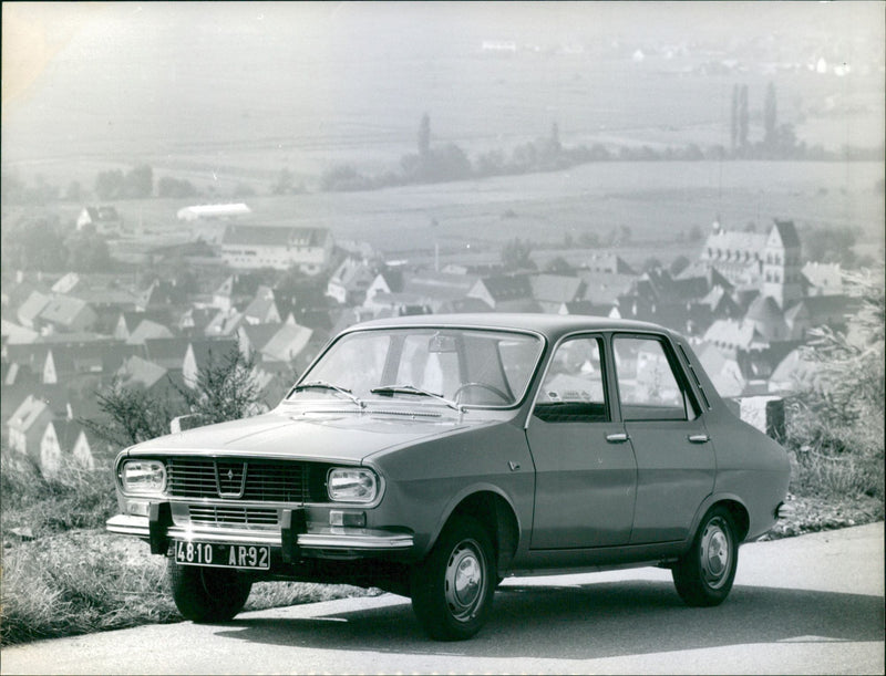 Renault 12 - Vintage Photograph